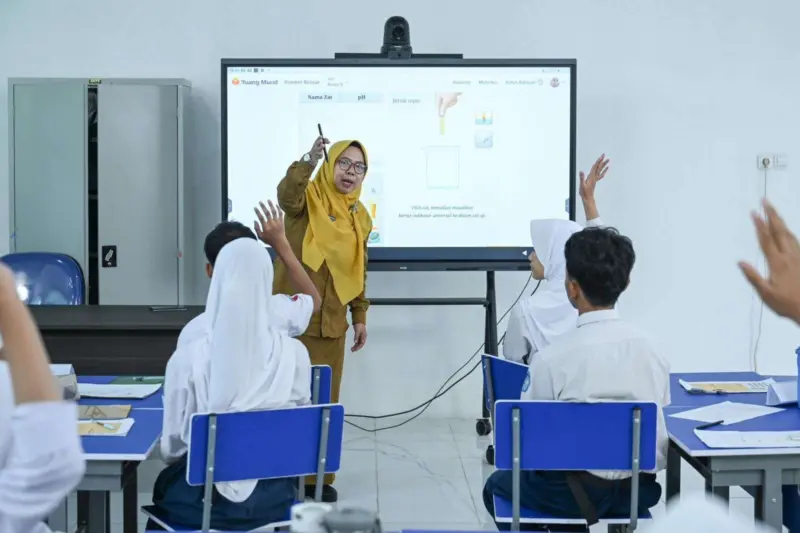 guru wali kelas di karawang 78b609