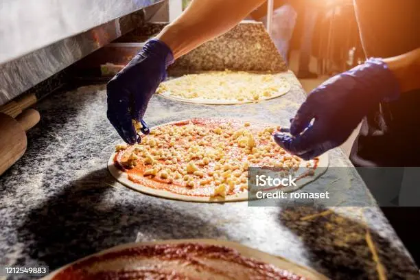 koki bagian pizza produksi pizza 3bafef