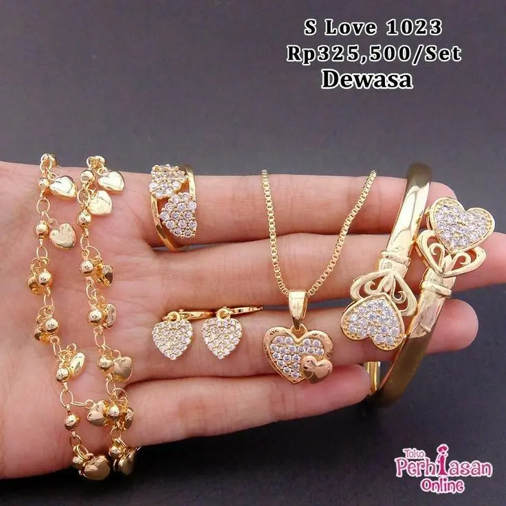 manajer toko queen fashion 612de8