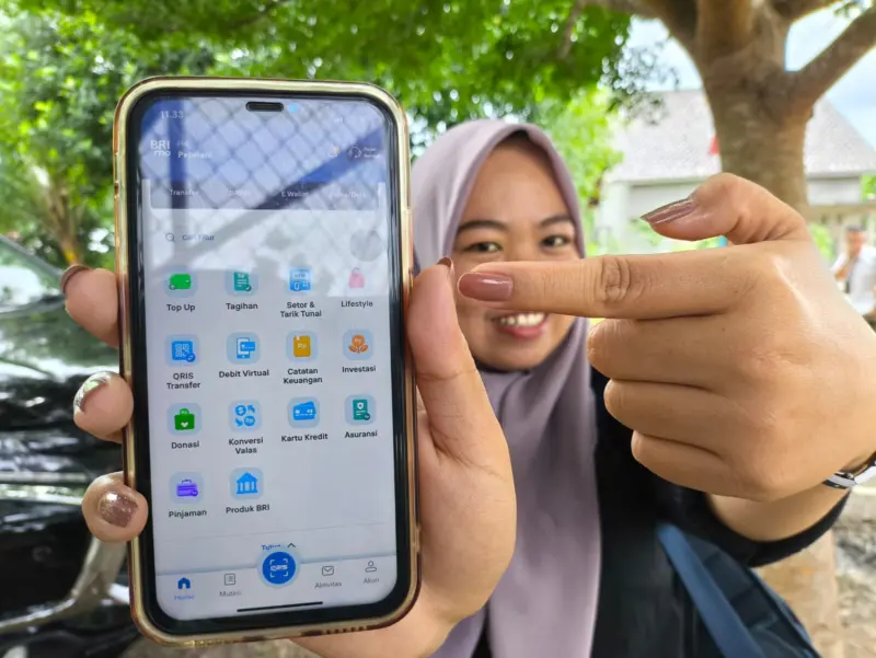 petugas penanganan transaksi penjualan dan layanan pelanggan 1025b7